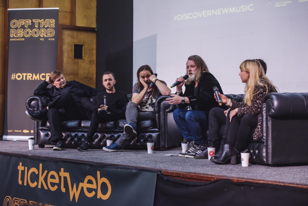 How to get a job in music industry